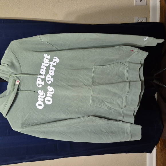 Jackets & Blazers - Levis green hoodie